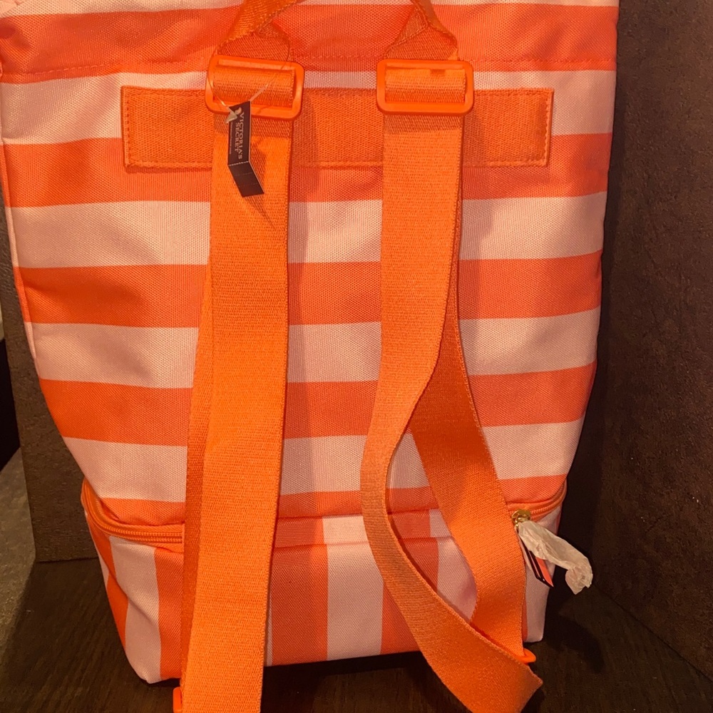 Victoria’s Secret cooler backpack - Picture 4 of 11